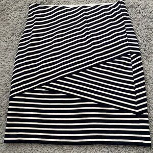 Ann Taylor LOFT Navy Blue and White Striped XS Mini Skirt